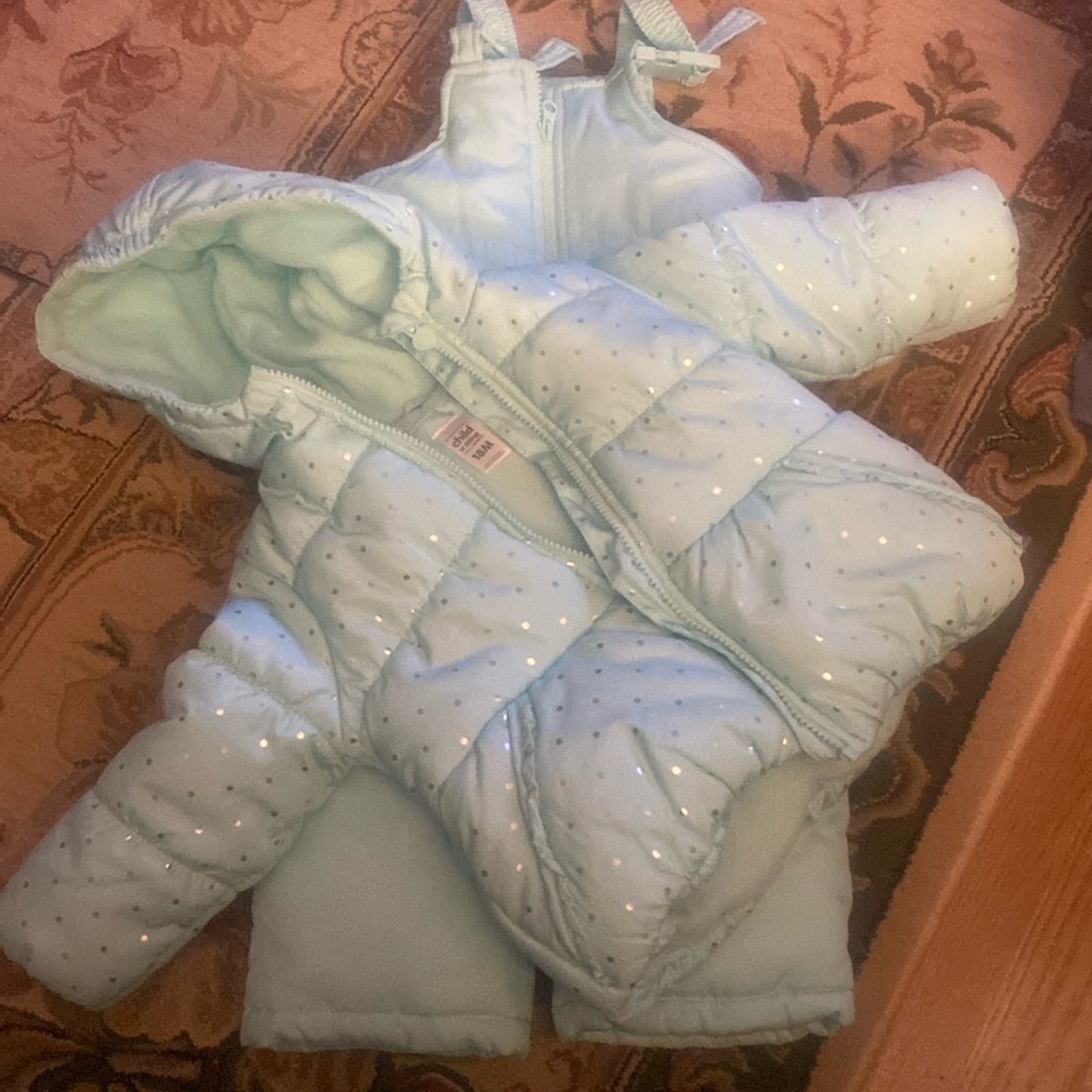 Warm jacket and snow pants, mint green
